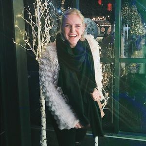 Meet your Posher, Victoria